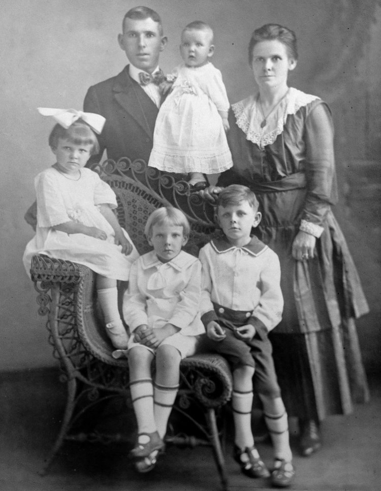 Patrick & Celia McCloskey with baby Patrick, Mary, James (center front my dad)  and John